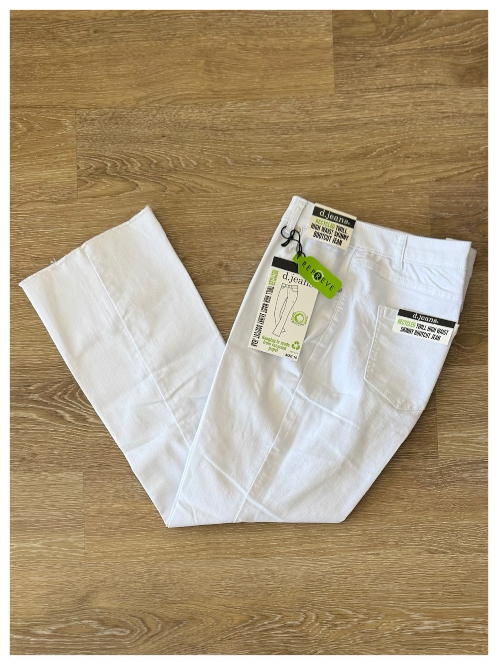 D. Jeans White Bootcut Jeans